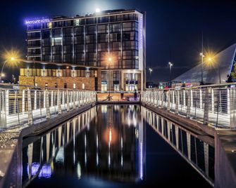 Hotel Mercure Cherbourg Centre Port - Cherbourg-en-Cotentin - Edificio