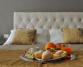 Hnn Luxury Suites - Genoa