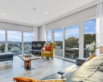 Bayview Lodge - Downings