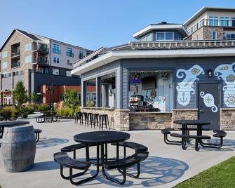 Hotel Canandaigua, Tapestry Collection by Hilton - Canandaigua - Patio