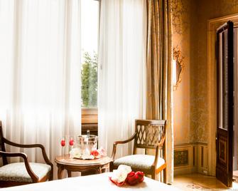 Villa Fiordaliso - Gardone Riviera - Sala