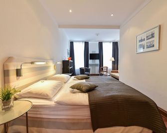 Stadthotel Iserlohn - Iserlohn - Slaapkamer