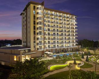Quest Hotel Tagaytay - Tagaytay - Edifício