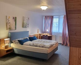 Hotel Alt Oesselse - Laatzen - Schlafzimmer