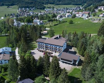 Casa Santa Maria - Folgaria - Edificio