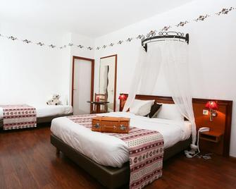 Brit Hotel Confort La Ferme du Pape - Eguisheim - Bedroom
