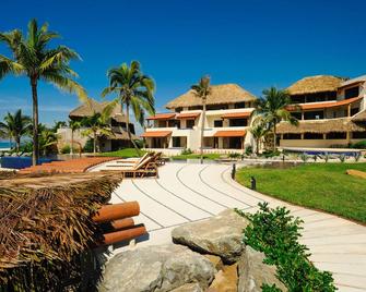 棕櫚海濱別墅酒店 - 芝華塔尼歐 - 錫瓦塔塔內霍 - 建築
