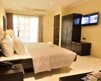 Villa Thirty Three - Lekki