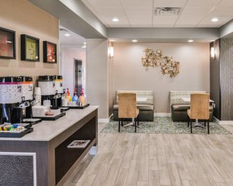 Hampton Inn Emporia - Emporia - Restaurant