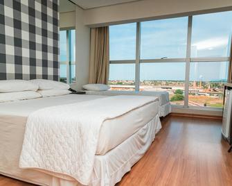 Catuaí Hotel - Cacoal - Schlafzimmer