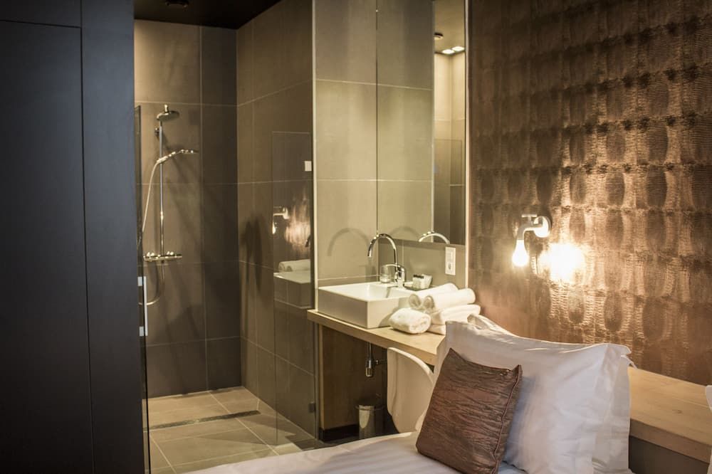 Amosa Liège City Centre Hotel - ליג' - חדר רחצה