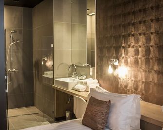 Amosa Liège City Centre Hotel - Liège - Bathroom