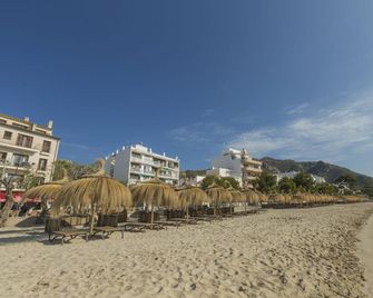 Aparthotel Flora - Port de Pollença