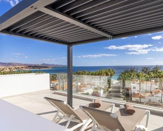 Calm Beach Apartments - Pájara - Μπαλκόνι