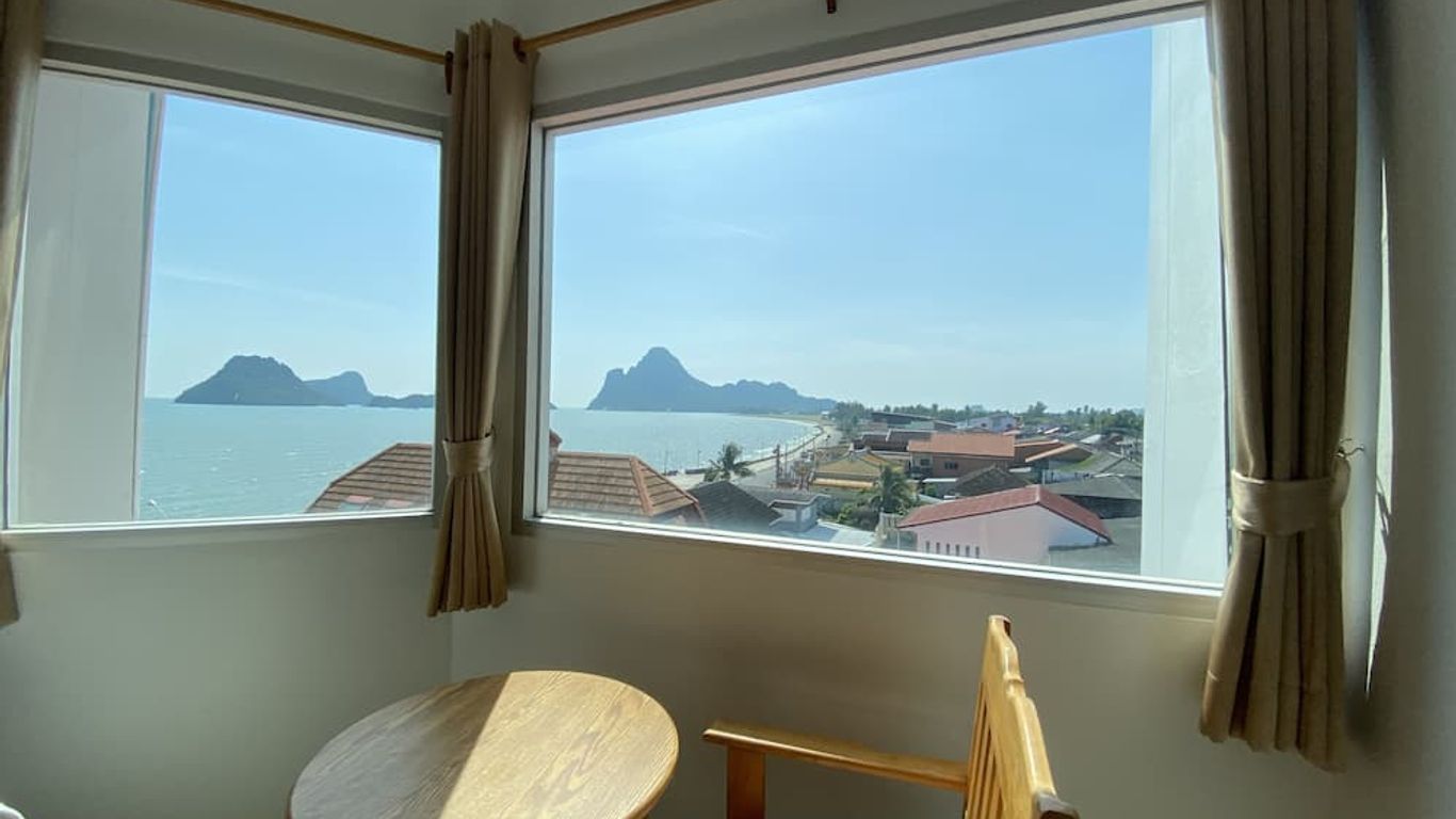 Prachuap Beach Hotel