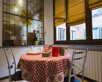 La Rosa Scarlatta - Bergamo - Dining room