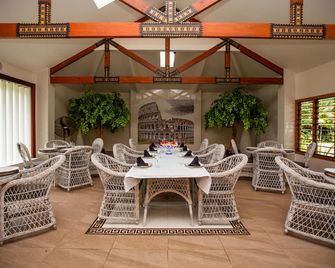 La Dolce Vita Holiday Villas - Savusavu - Restaurant