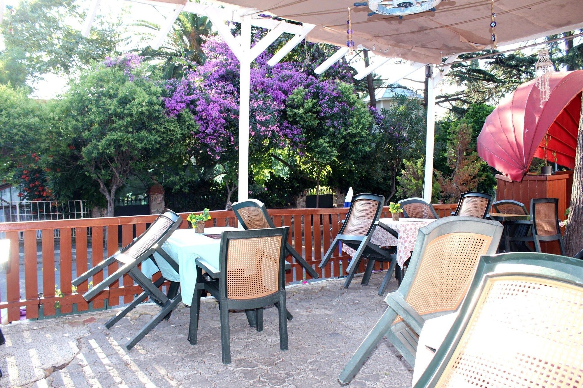 Nizam Butik Otel Büyükada - Istanbul - Patio