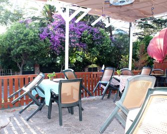 Nizam Butik Otel Büyükada - Istanbul - Patio