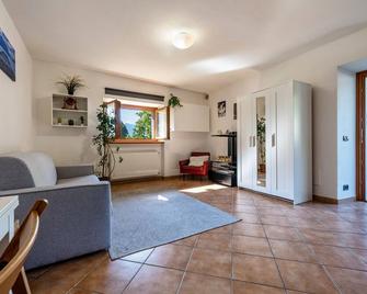 Panoramic Green Studio - Malcesine - Living room