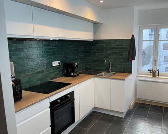 Renovated fisherman's cottage 5 minutes from the beach - Billiers - Кухня