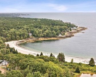 High Tide Cabin @ Pemaquid Beach - New Harbor - Outdoors view