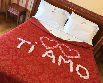 Hotel Holiday Sul Lago - Bolsena - Habitación