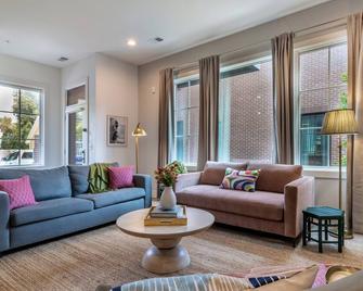 The Magnolia by AvantStay Stylish Comfort Near Downtown Nashville - Nashville