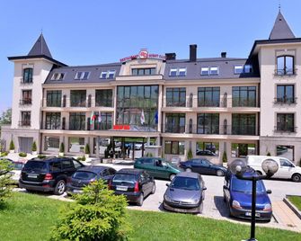 Hotel Dragalevtsi - Sofia - Building