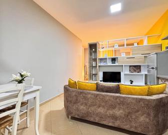 Bsb Apartments - Tirana - Stue