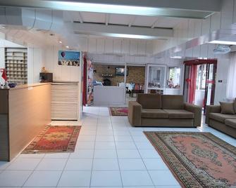 Artemis Yoruk Hotel-Pamukkale Denizli - Памуккале - Лоббі