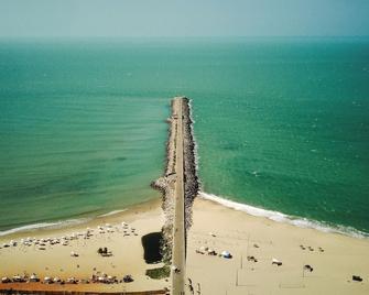 Rede Andrade Casa Blanca - פורטאלזה - חוף