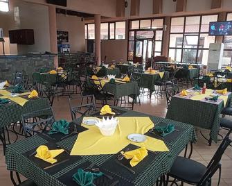 Samanene Hotel - Mwanza - Restaurant