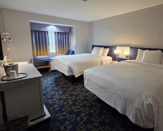 Microtel Inn & Suites by Wyndham Hagerstown by I-81 - Hagerstown - Habitación