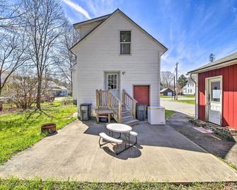 Cozy Bingham Apt, 1 Mi to Rafting and ATV Trail - Bingham - Patio