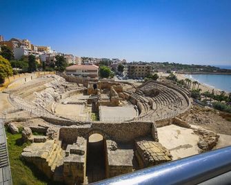 Royal Tarraco Homestay By Turismar - Tarragona