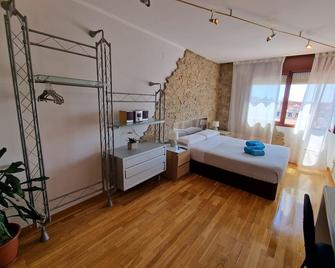 Aribau habitaciones - Barcelone - Chambre