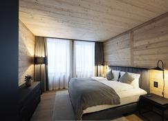 Andermatt Alpine Apartments - Andermatt - Bedroom