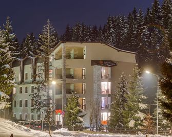 Rizzo Boutique Hotel - Poiana Brașov - Budynek