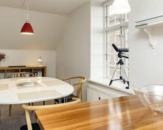 Holiday Home Faaborg XXVII - Faaborg - Dining room