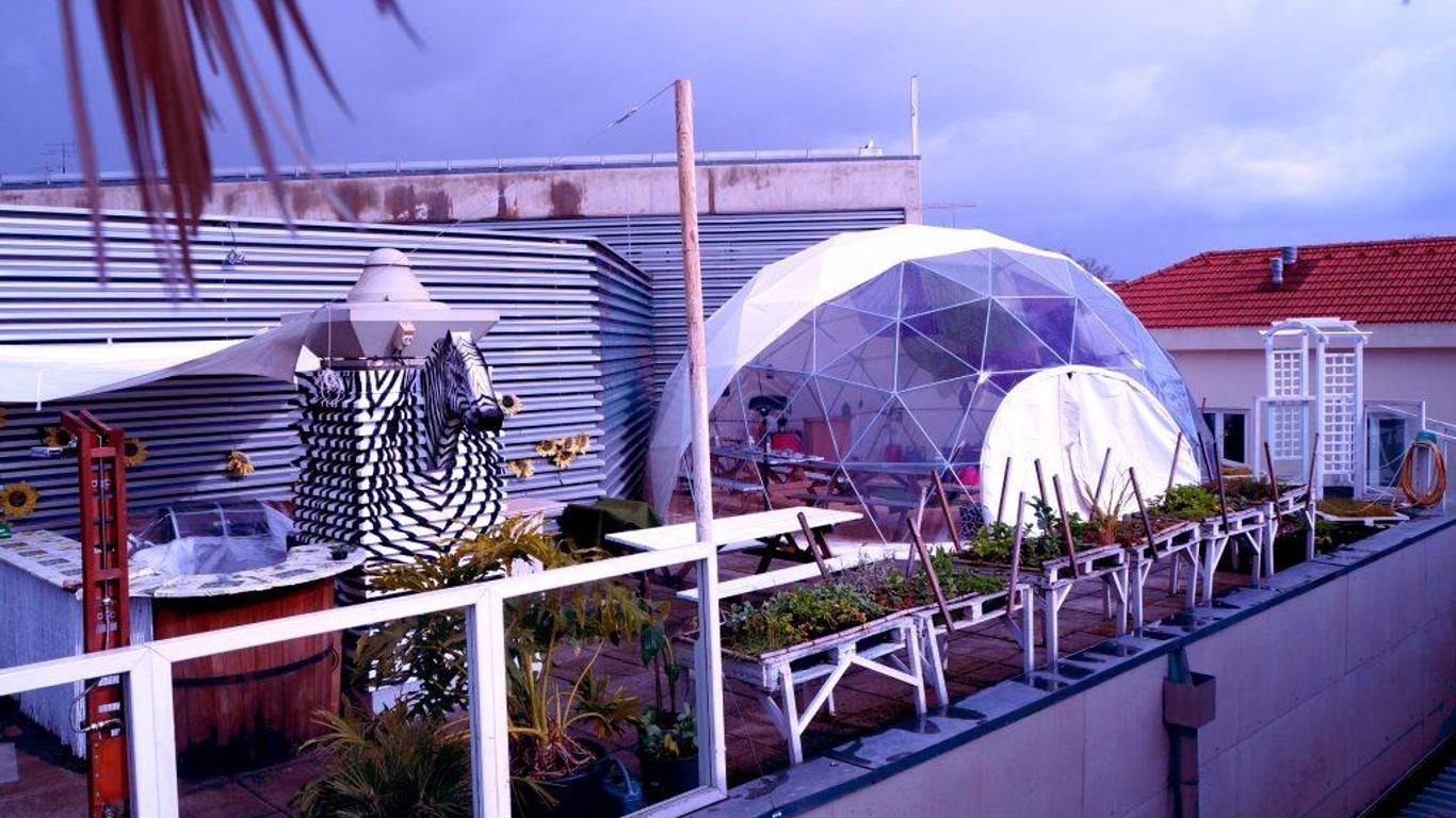 Sunset Destination Hostel