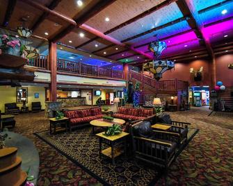 Six Flags Great Escape Lodge & Indoor Waterpark - Queensbury - Lobby