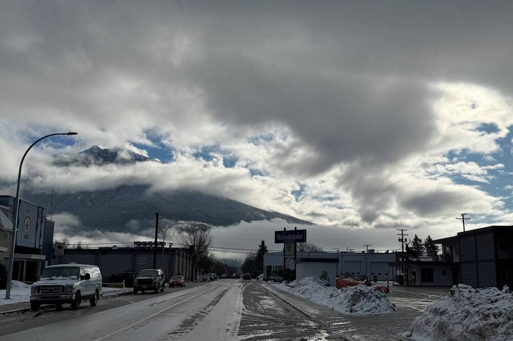 Revelstoke Lodge - Revelstoke - Outdoor view