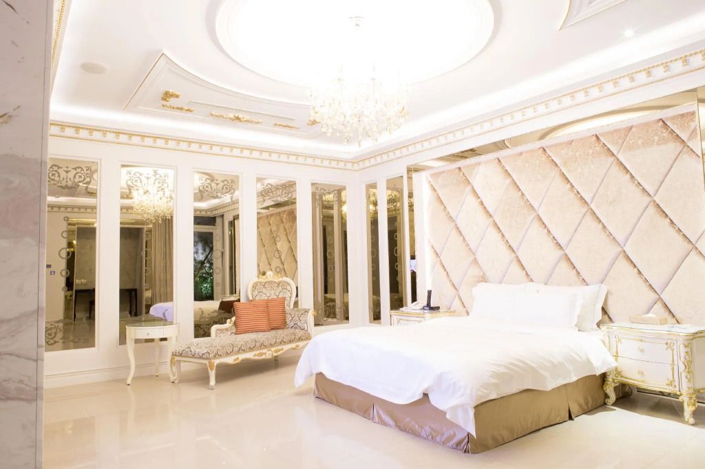 أول يور بوتيك موتل - يي لان برانش