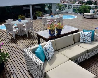 Hotel Village Confort Campina Grande - Campina Grande - Balcón