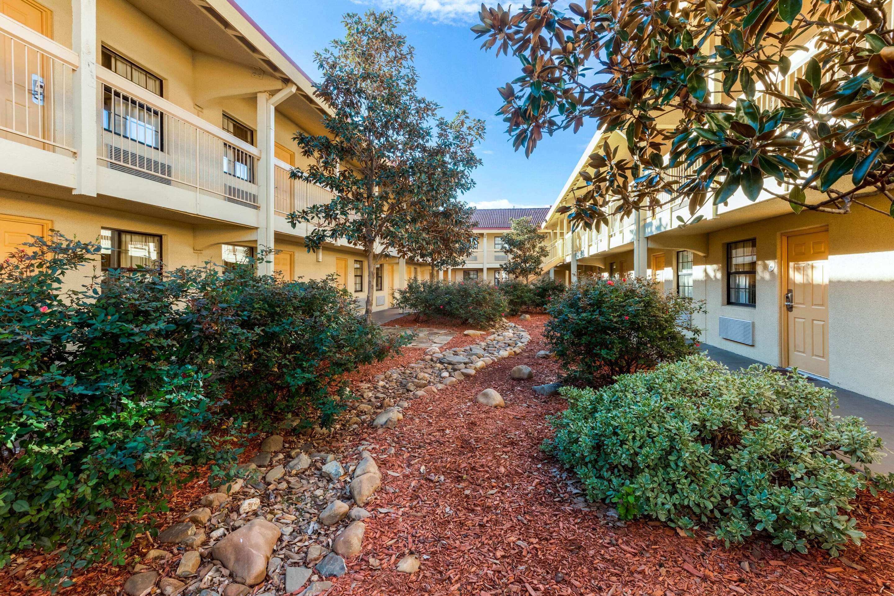 Outdoors view view of La Quinta Inn by Wyndham Bossier City
