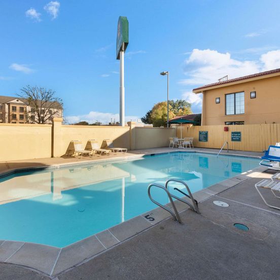 Pool view of La Quinta Inn by Wyndham Bossier City