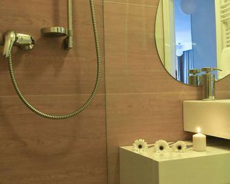 Irs Royal Apartments Apartamenty Irs Fregata - Gdansk - Baño