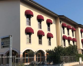 Hotel Scaligero - Sommacampagna - Edificio