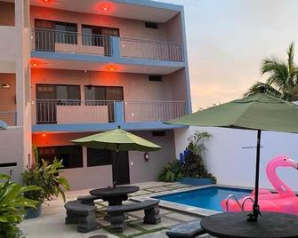 Hotel Del Mar - Barra de Navidad - Alberca